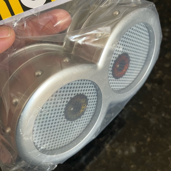 1 left! Brand New Minions Goggles - Out of Stock in stores! - Picture 5 of 5